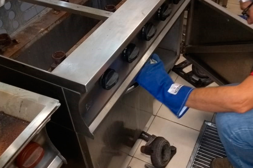 Instalação de Equipamentos de Cozinhas Industriais